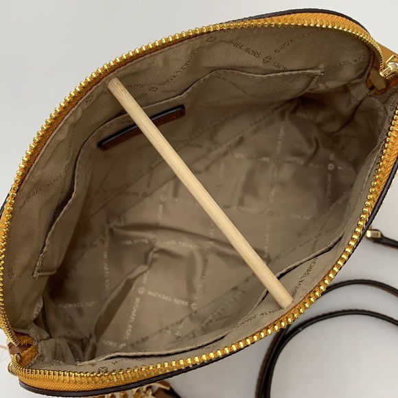 Michael Kors Medium Dome Xcross Xbody Bag
Color: Marigold Multi - Picture 11 of 15